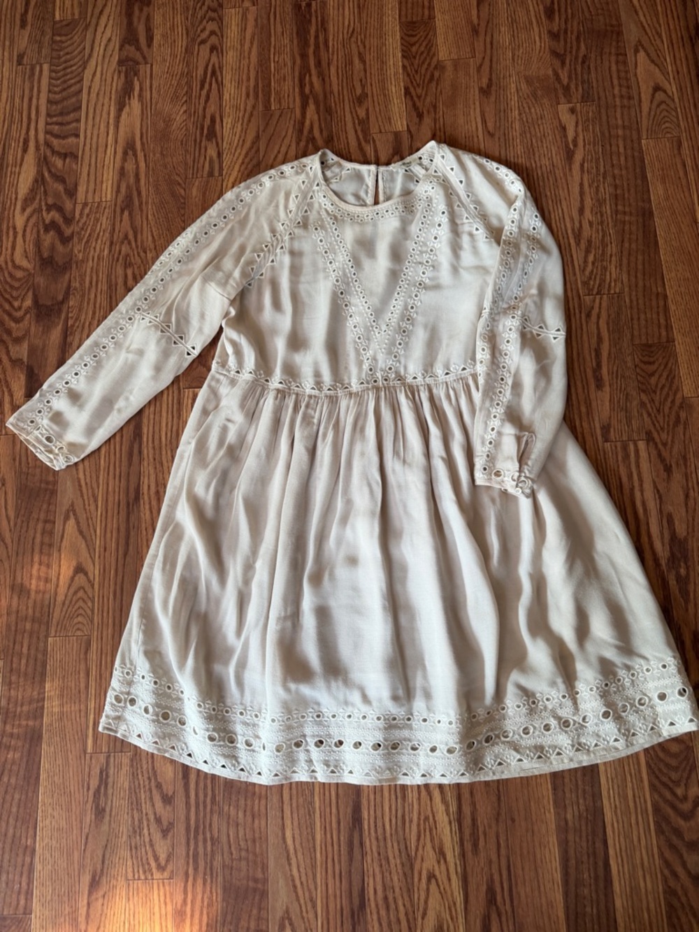 Aritzia Cream Eyelet Lace Long-Sleeve Dress Sz M